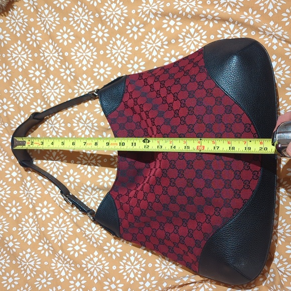 Gucci GG Red Canvas Hobo/ Shoulder Bag - Picture 3 of 11